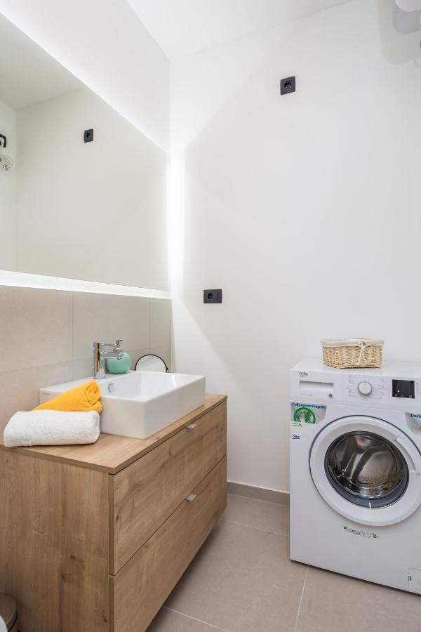 Apartments Trio Rijeka Eksteriør bilde